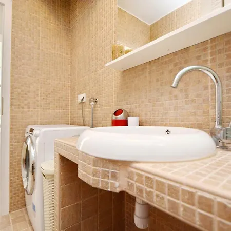 Pan Apartment