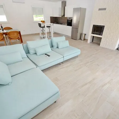 Pan Apartment
